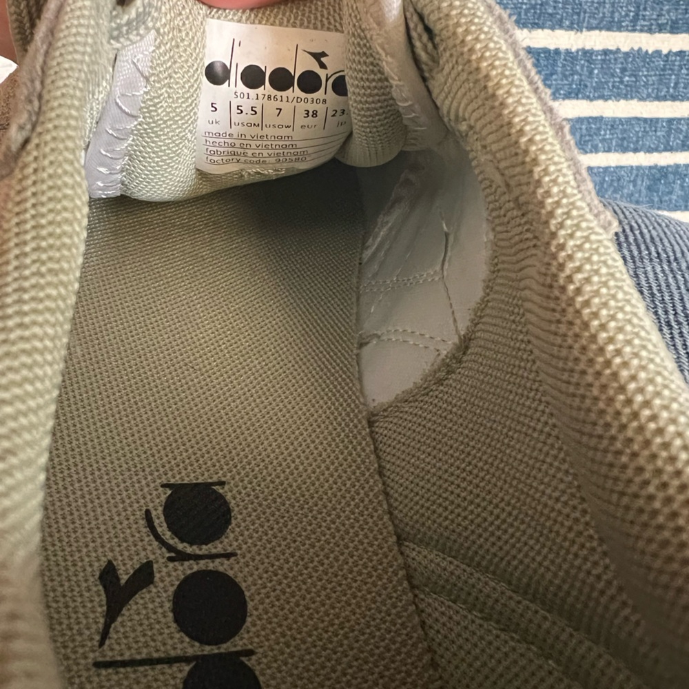 Diadora Camaro Suede London Fog/Moonstruck Size 7 Gray Sneakers - Picture 6 of 6